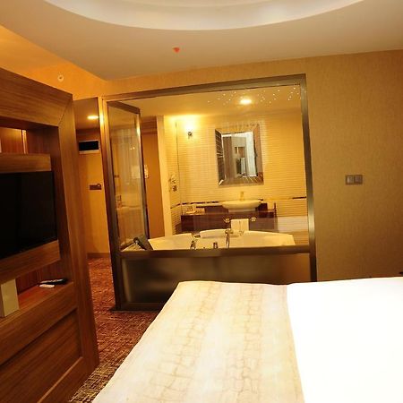 Bendis Hotel Halic Exterior foto